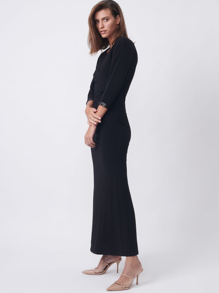 שמלה מקסי מעטפה בצבע שחור