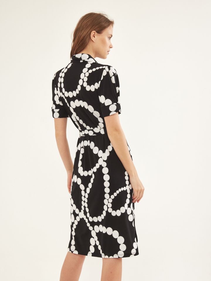 שמלה דפוס חגורה בצבע שחור