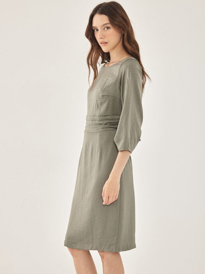 שמלה שרוול בלון בצבע ירוק