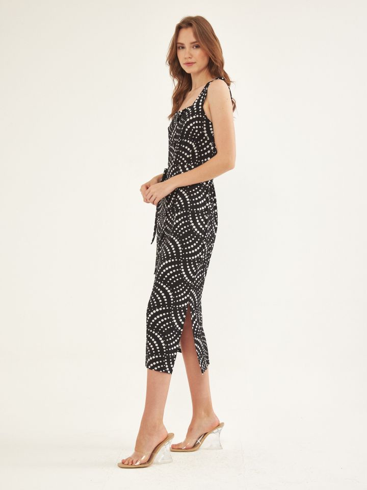 שמלה כפתורים + חגורה נקודות בצבע שחור