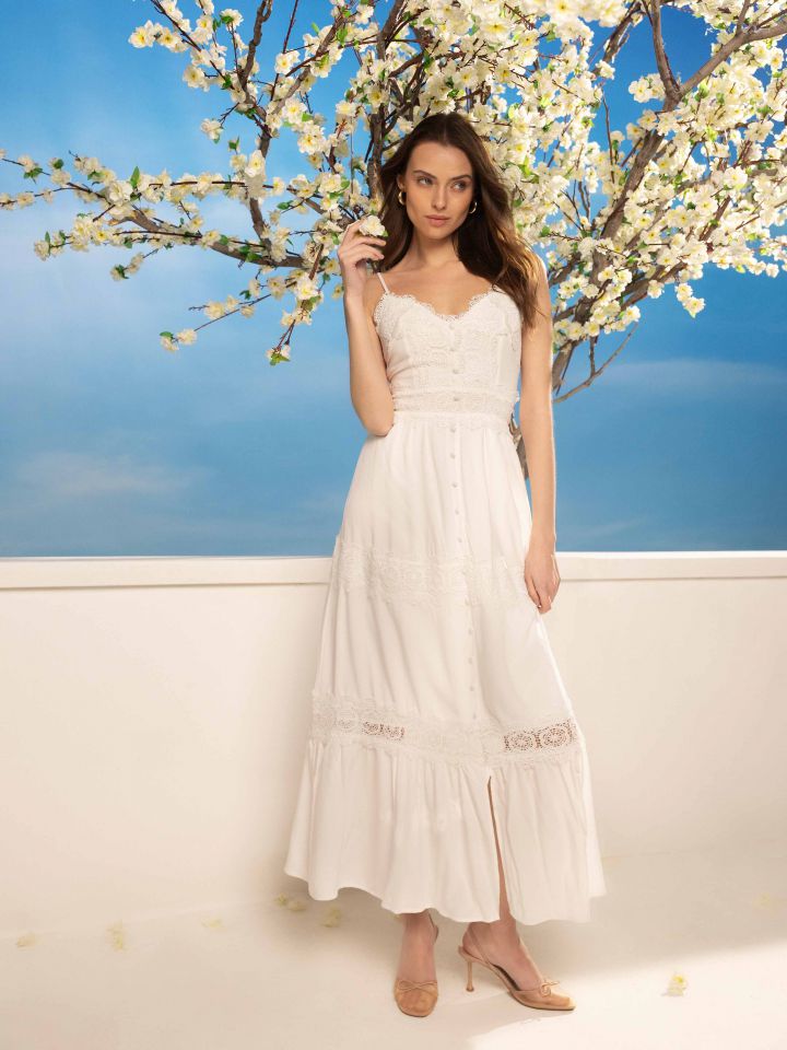 שמלה וואל שילוב קרושה בצבע לבן