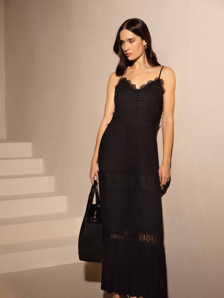 שמלה וואל שילוב קרושה בצבע שחור