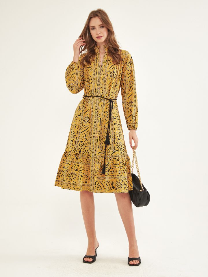 שמלה דפוס כפתורים בצבע חרדל