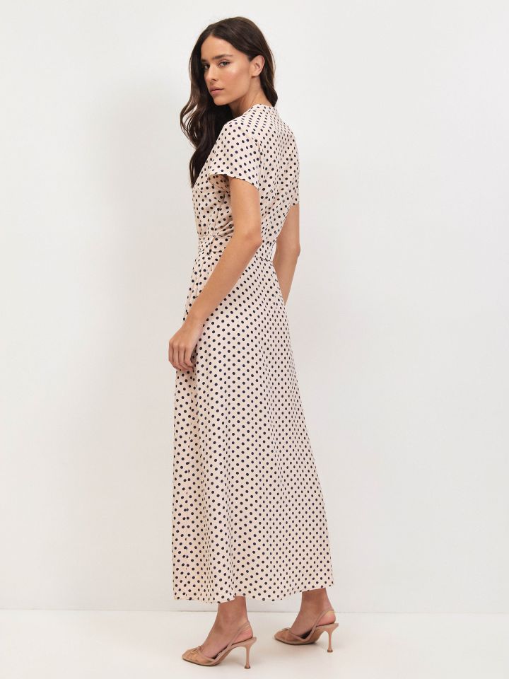 שמלה דפוס חגורה PROMO בצבע אופוויט