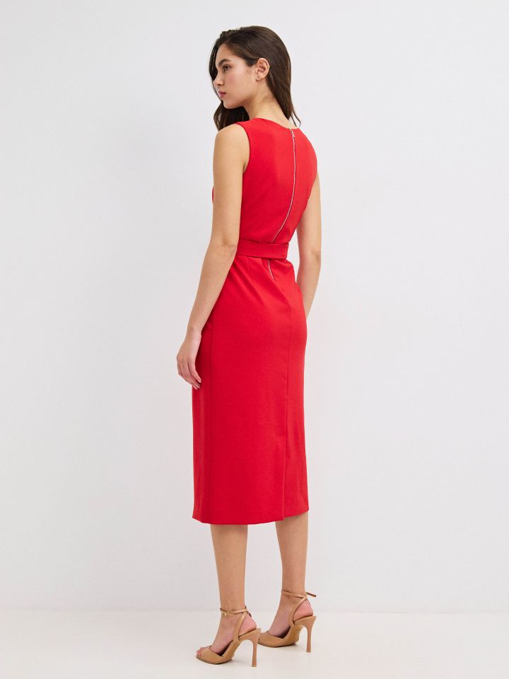 שמלה + חגורה בצבע אדום