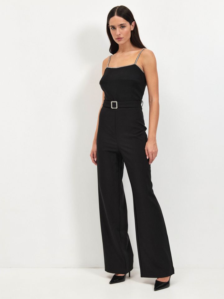 אוברול כתפיות דמוי יהלומים בצבע שחור