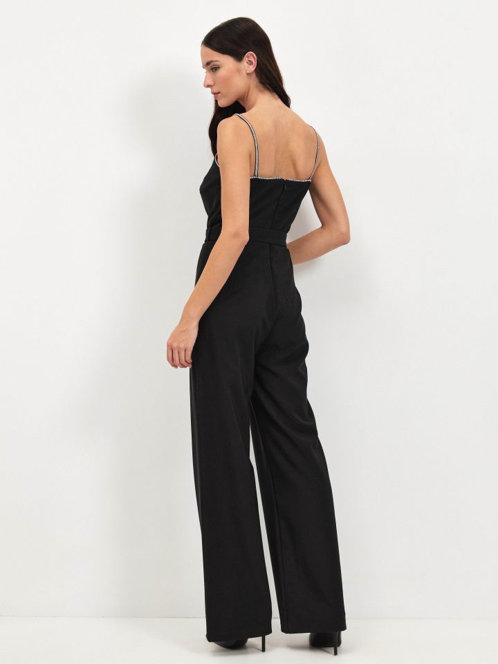 אוברול כתפיות דמוי יהלומים בצבע שחור