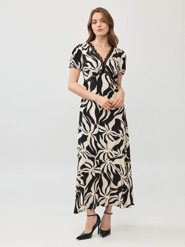 שמלה דפוס שילוב תחרות בצבע שחור/אופוויט