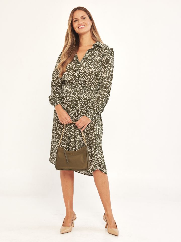 שמלה סטן דפוס מנומר בצבע ירוק בקבוק