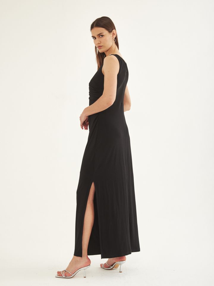 שמלה מקסי אבזמי יהלומים בכתפיים בצבע שחור