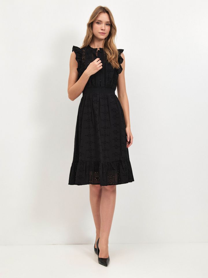 שמלה קרושה בצבע שחור