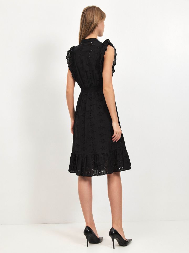 שמלה קרושה בצבע שחור