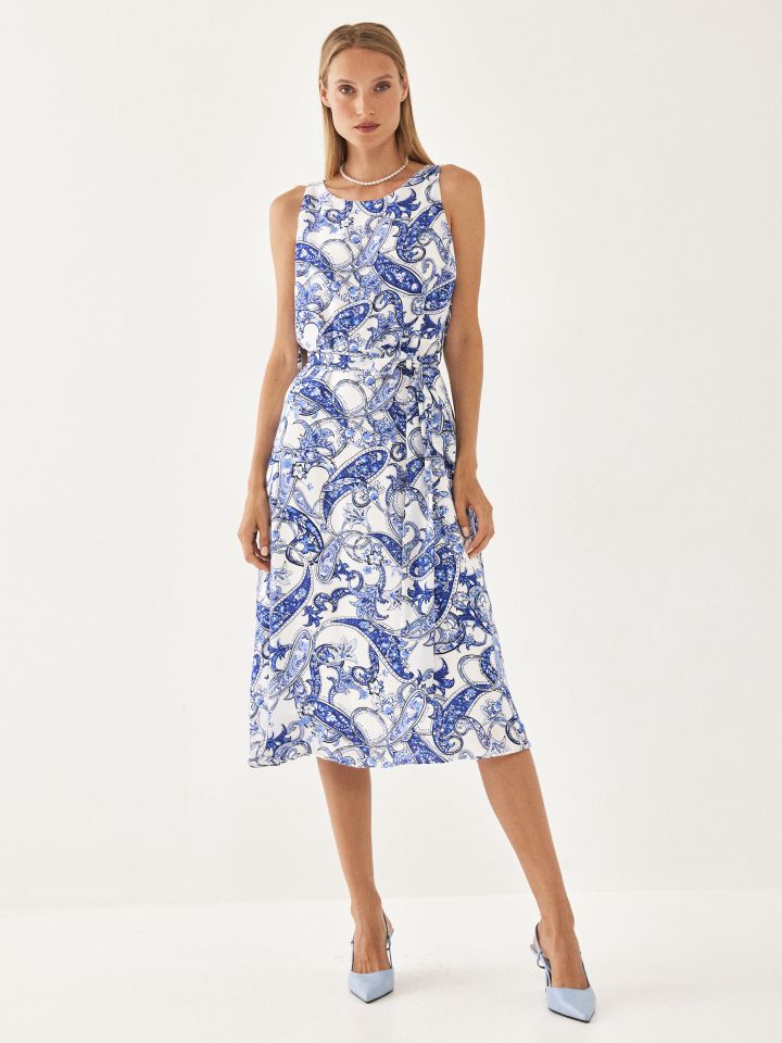 שמלה דפוס קלוש PROMO בצבע כחול/לבן