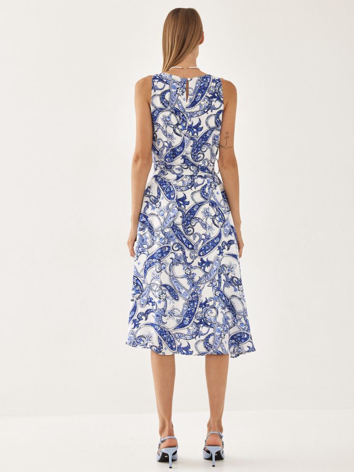 שמלה דפוס קלוש PROMO בצבע כחול/לבן