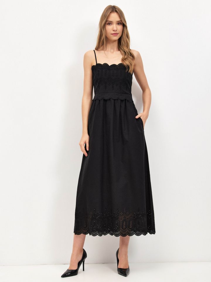 שמלה שילוב קרושה LINOR בצבע שחור