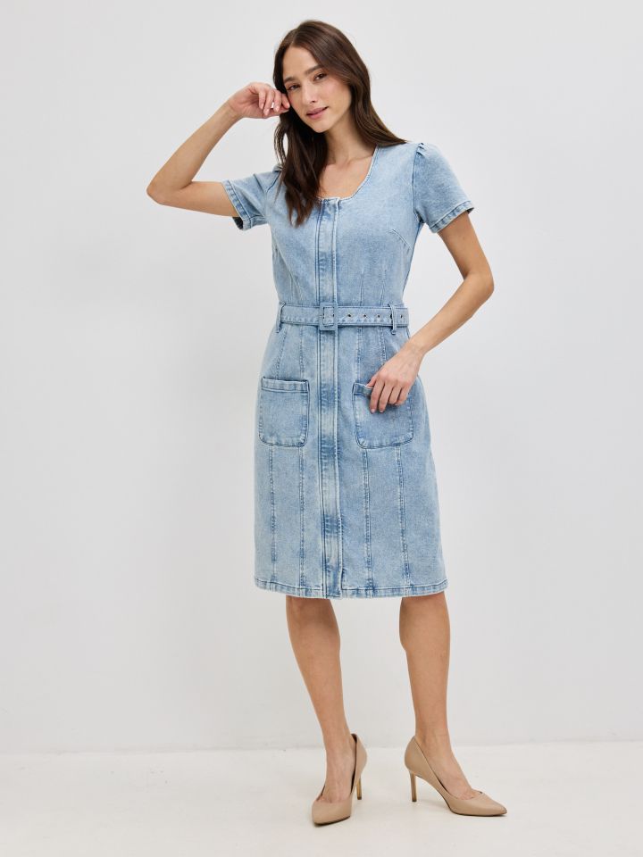 שמלה ג’ינס + חגורה בצבע ג’ינס בהיר