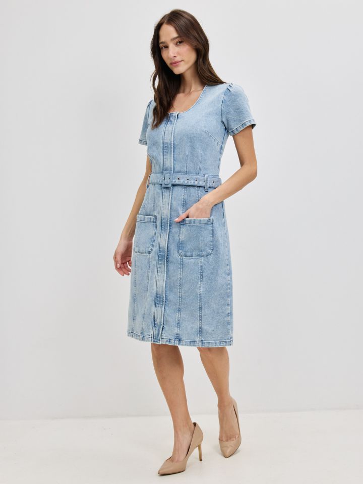 שמלה ג’ינס + חגורה בצבע ג’ינס בהיר