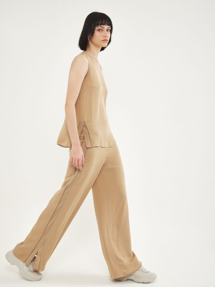 חליפת סטן שילוב ריבים בצבע בייז’