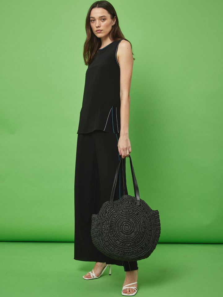 חליפת סטן שילוב ריבים בצבע שחור