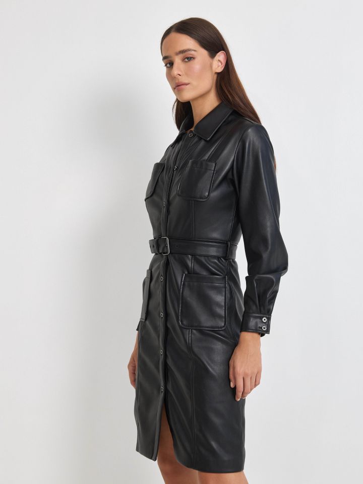 שמלה דמוי עור + חגורה בצבע שחור