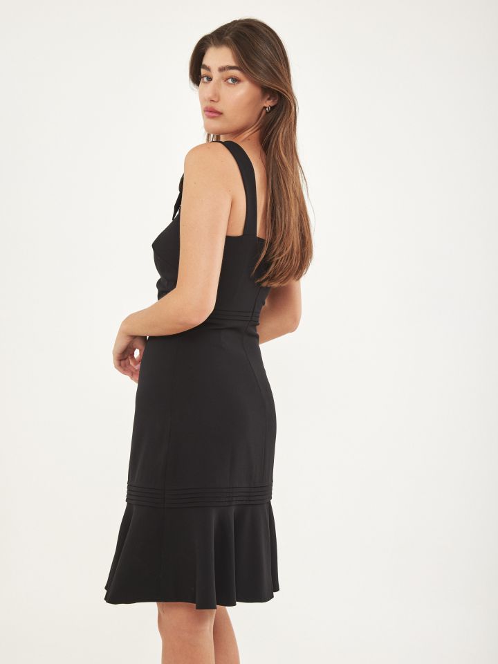 שמלה כפתיות אבזמים בצבע שחור