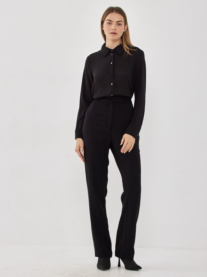 אוברול חולצה מכופתרת בצבע שחור