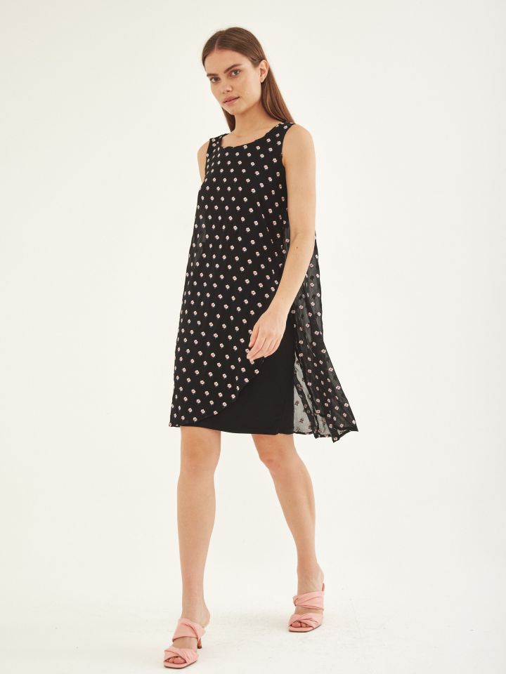 שמלה ריקמות פרחים בצבע פרחוני