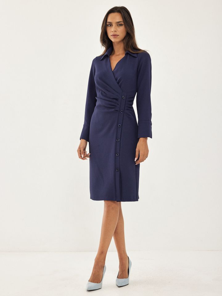 שמלה דיאגונל כפתורים מעטפה בצבע נייבי