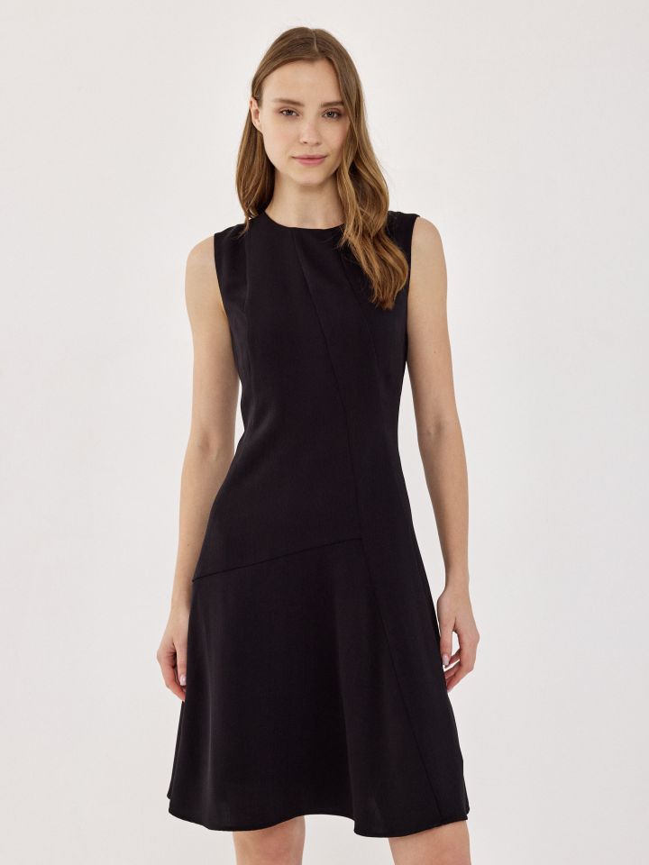 שמלה קלוש PARIS בצבע שחור