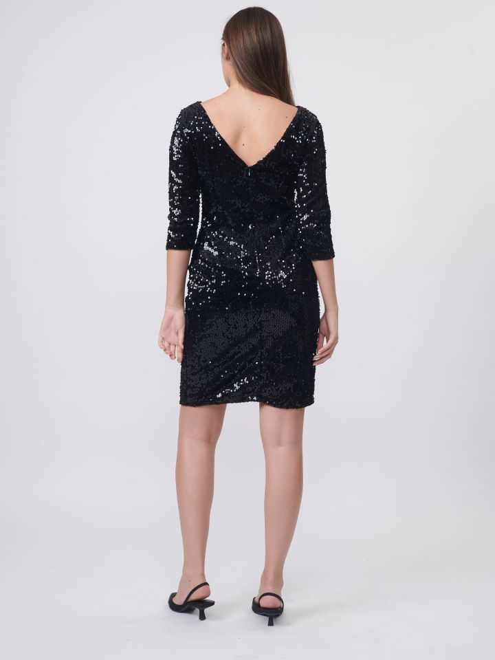 שמלה פייטים V בגב בצבע שחור