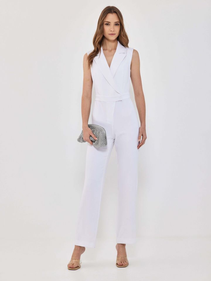 אוברול צוארון בצבע לבן