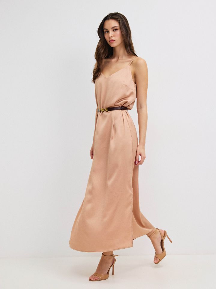 שמלה סטן  PROMO בצבע קאמל