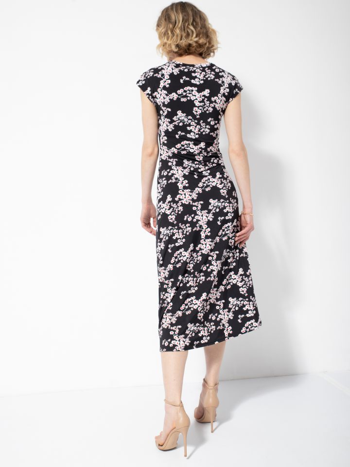 שמלה קשירה צד בצבע פרחוני