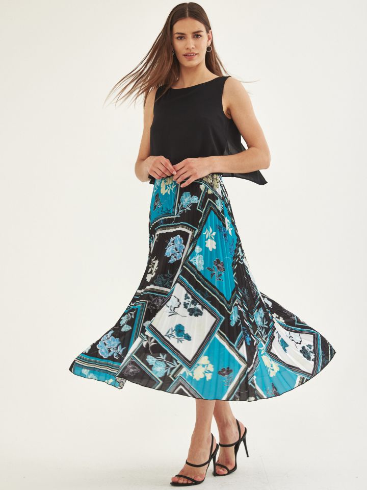 שמלה פליסה מראה שכבות בצבע ירוק בינוני