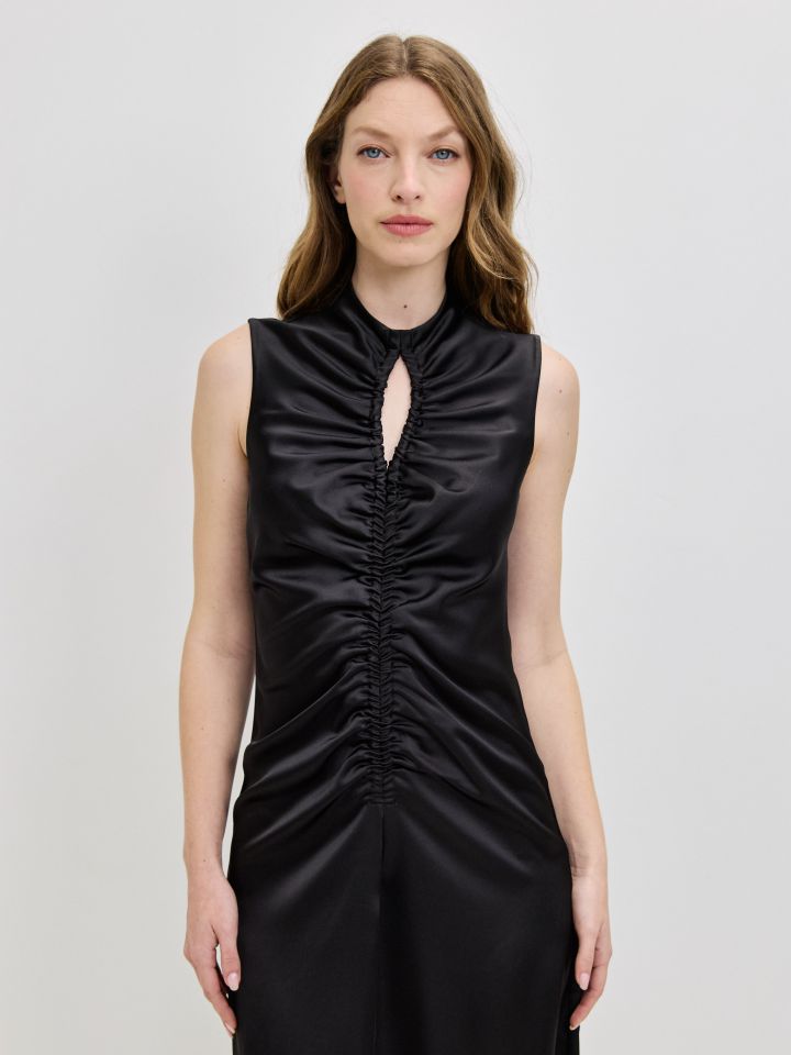 שמלה סטן כיווץ בצבע שחור