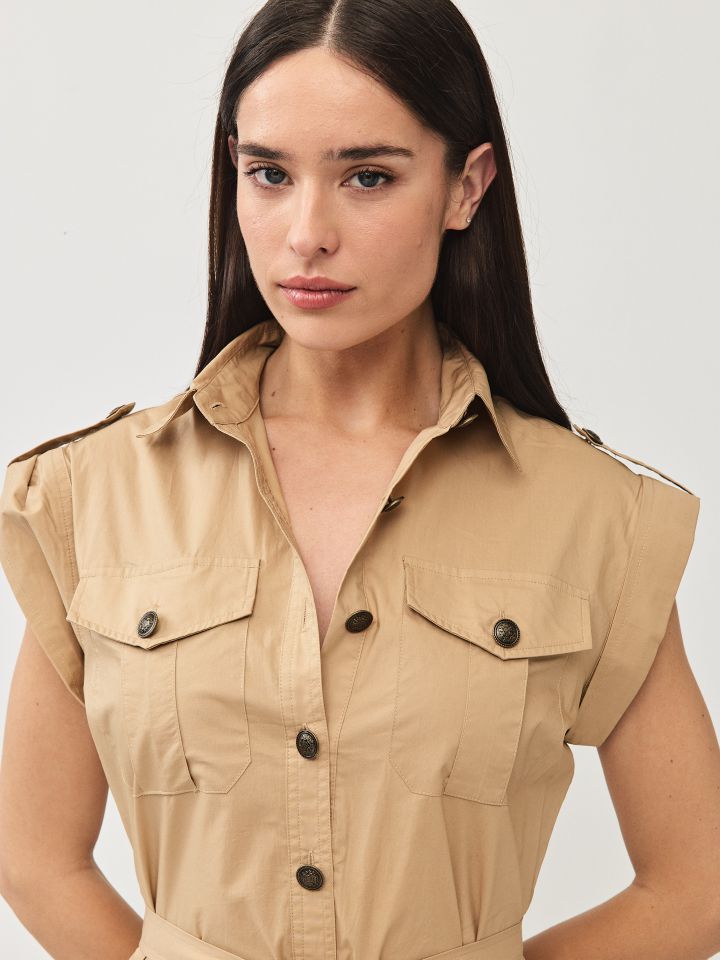 שמלה צוארון כיסים בצבע זהב