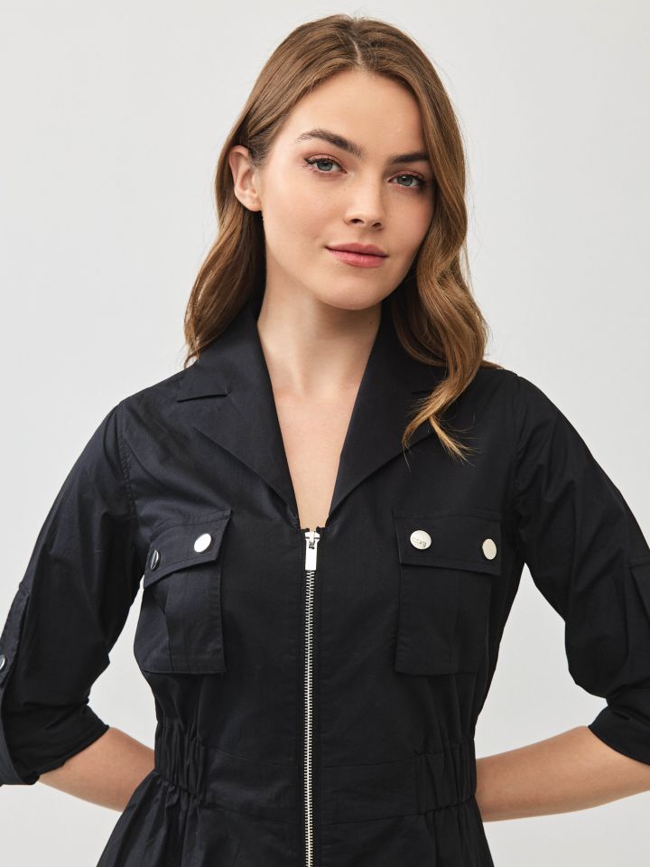 שמלה שרוול 3/4 צוארון וכיסים בצבע שחור