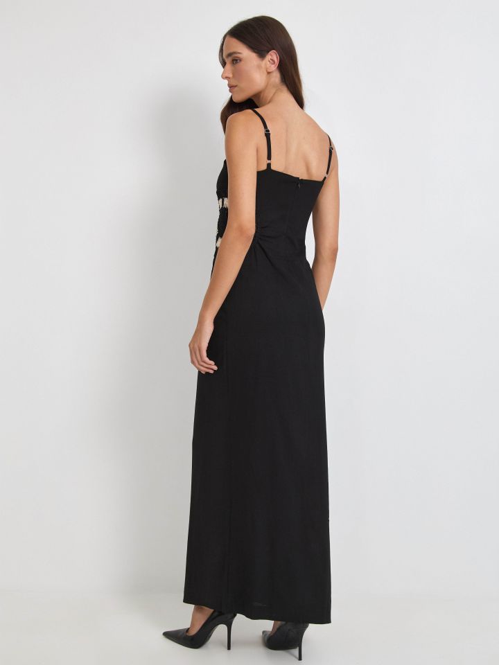 שמלה קרושה צד בצבע שחור