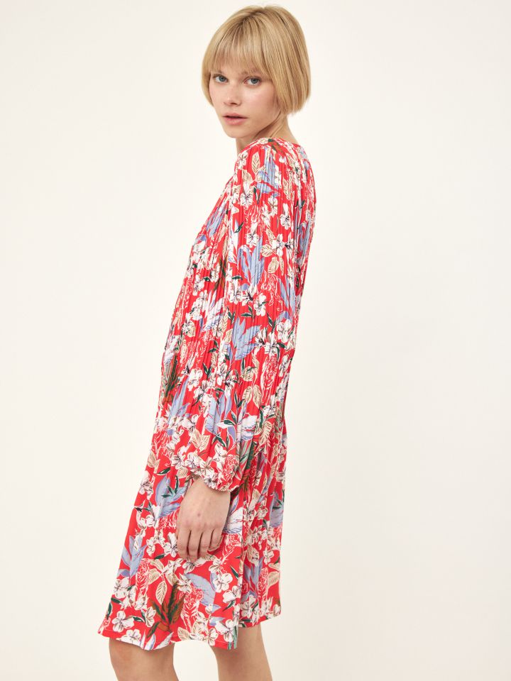 שמלה פליסה דפוס בצבע אדום