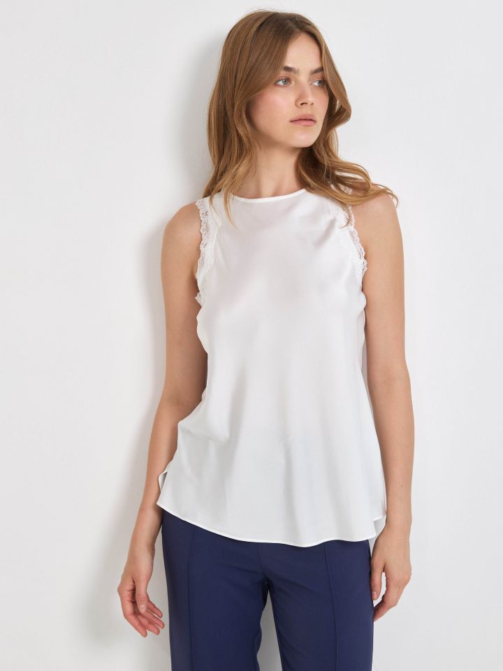 גופיה סטן תחרה PROMO בצבע לבן