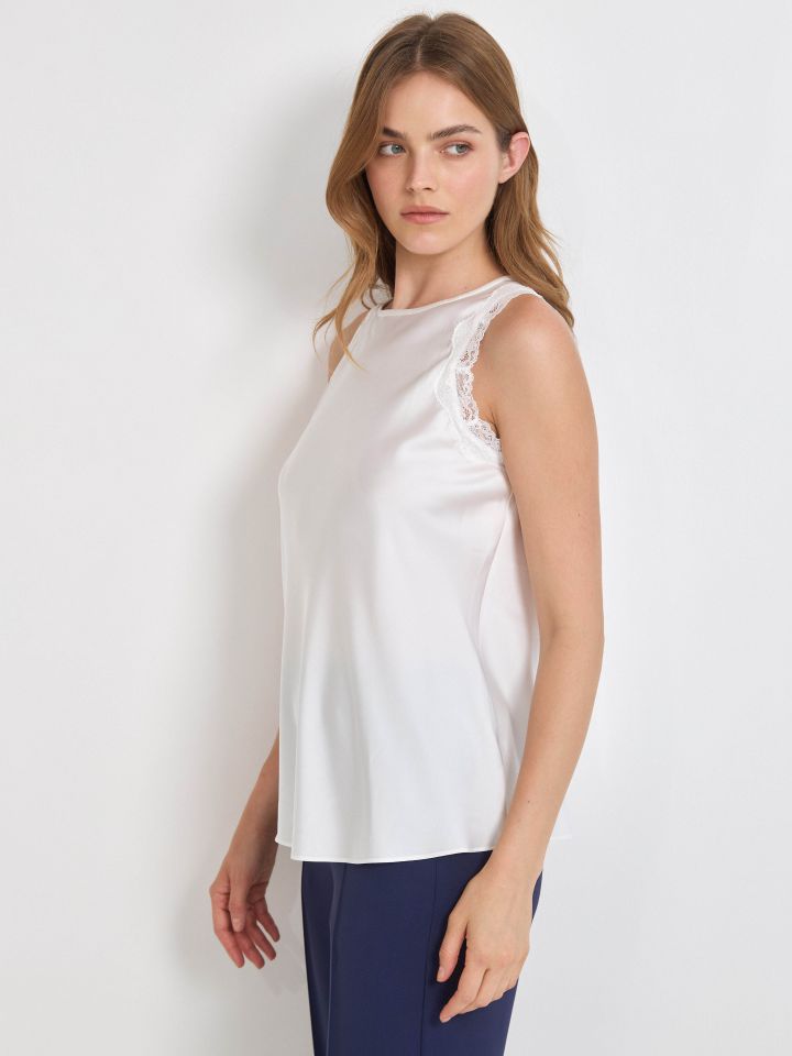 גופיה סטן תחרה PROMO בצבע לבן