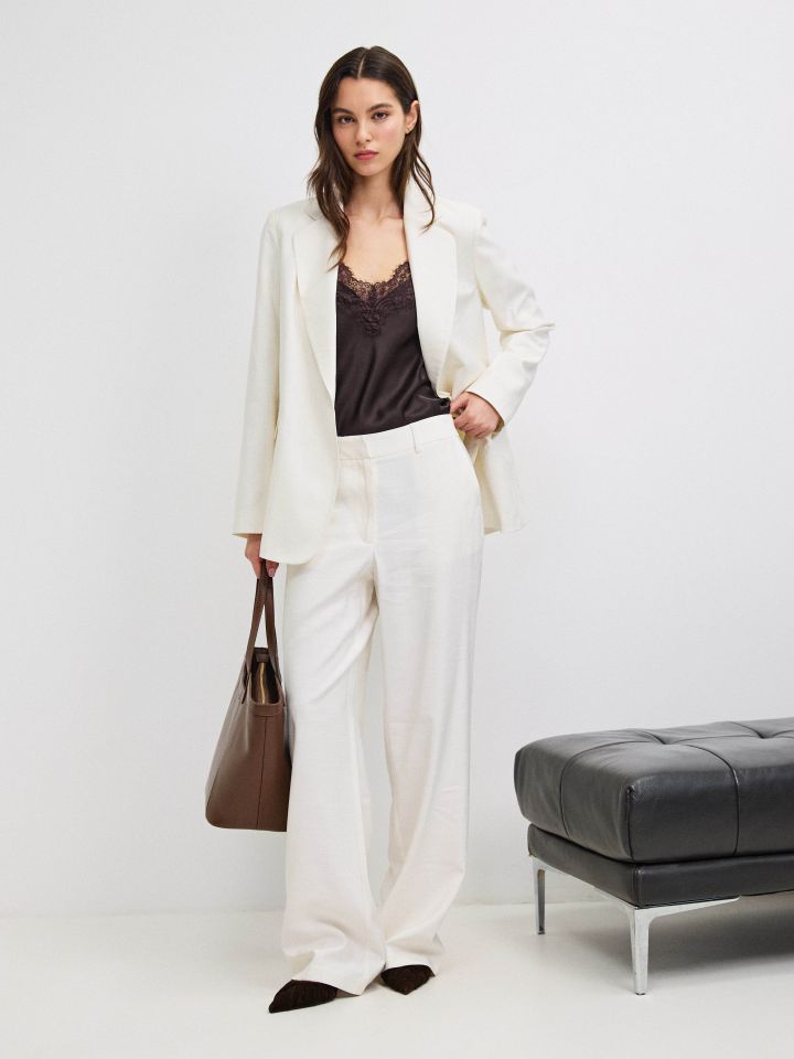 גופיה שילוב תחרה PROMO בצבע חום