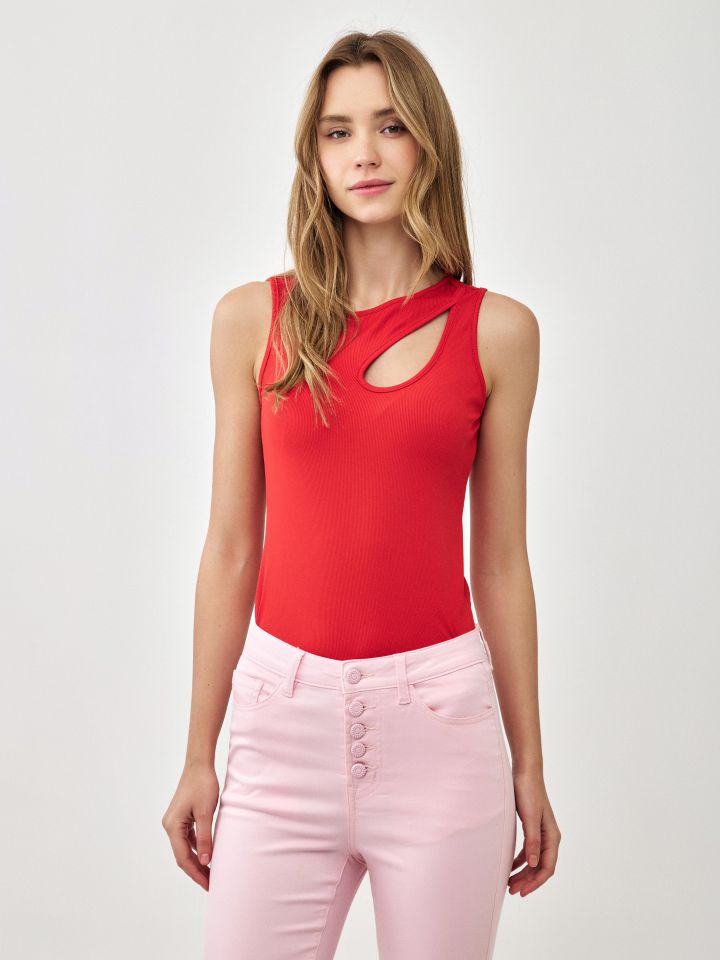 גופיה ריב פתח אסמטרי  PROMO בצבע אדום