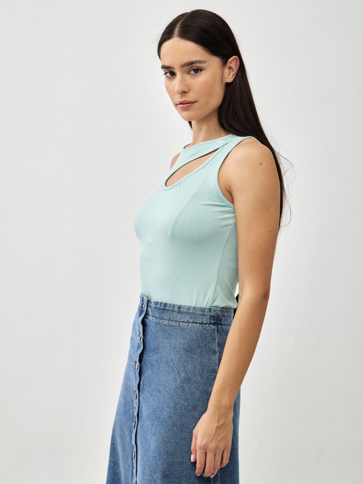 גופיה ריב פתח אסמטרי  PROMO בצבע ירוק