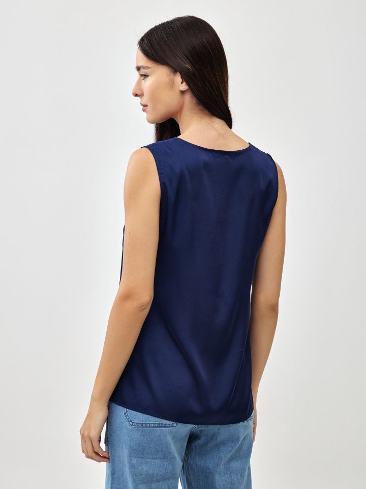 גופיה V שילוב תחרה PROMO בצבע נייבי