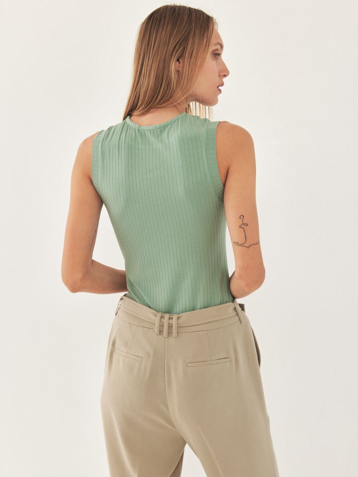 גופיה ניקי ריב PROMO בצבע ירוק