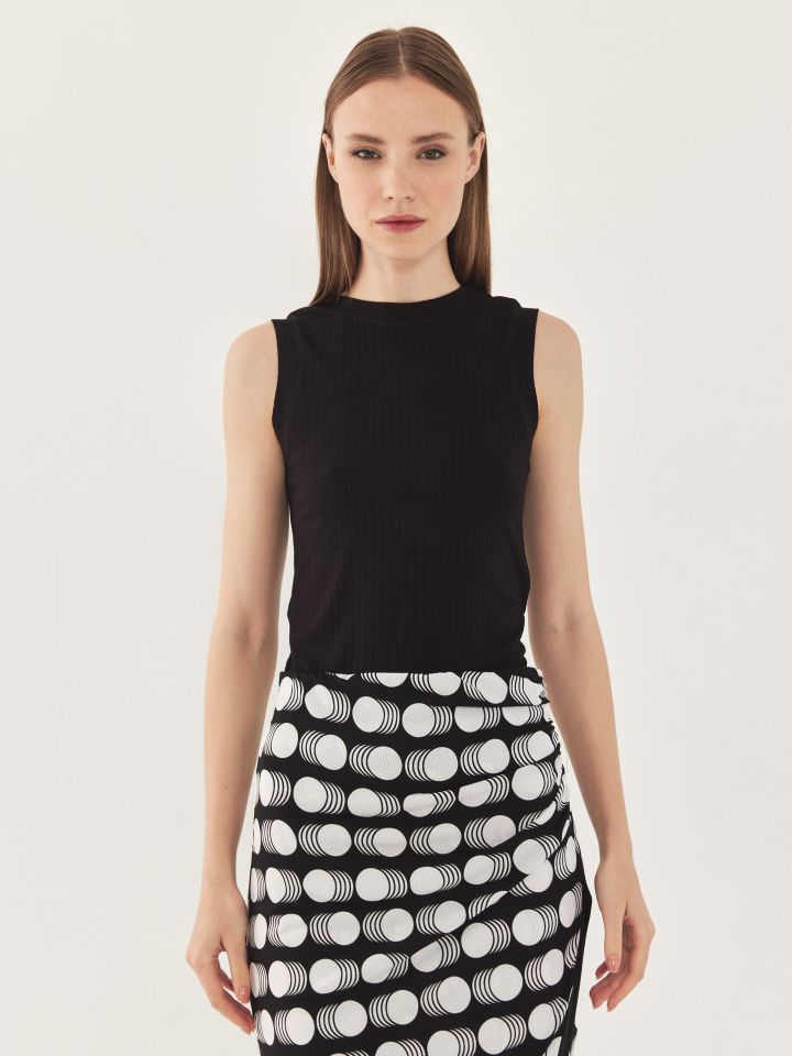 גופיה ניקי ריב PROMO בצבע שחור