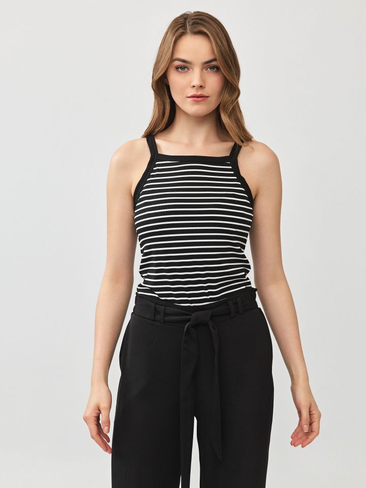 גופיה פסים PROMO בצבע שחור