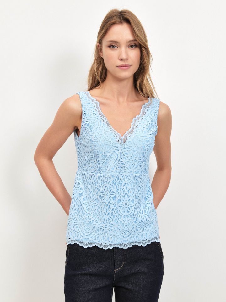 גופיה V תחרה PROMO בצבע תכלת אורלי