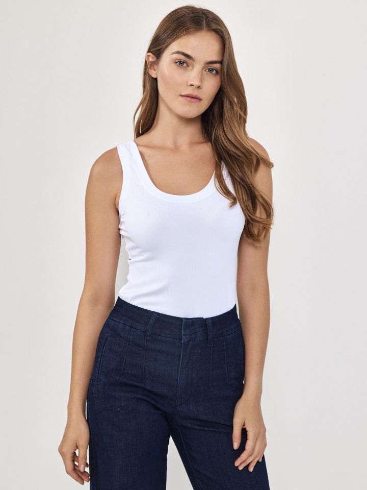 גופיה ריפס  PROMO בצבע לבן